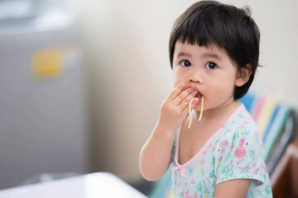 Anak Susah Makan Saat Tumbuh Gigi