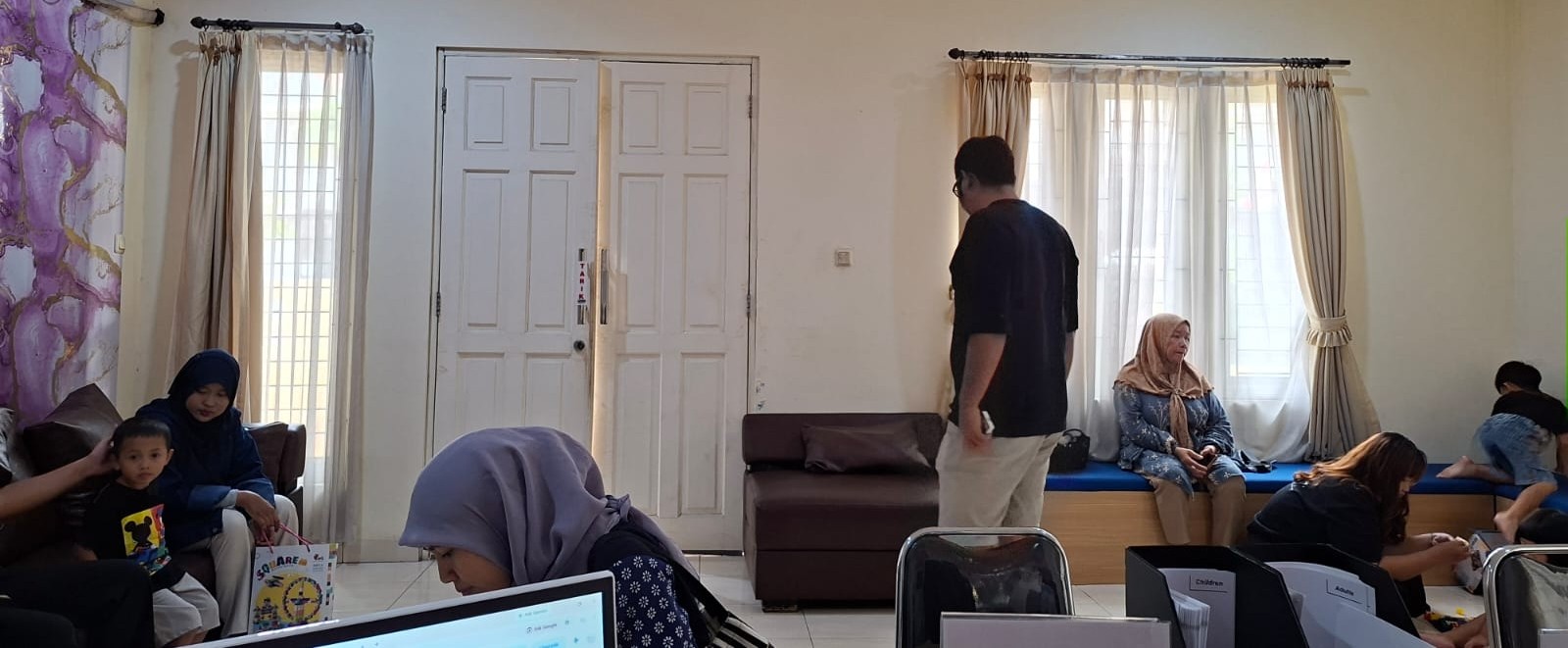 Hipnoterapi Trauma Hubungan