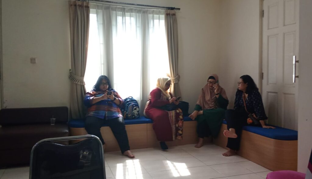 Hipnoterapi Trauma Setelah Perceraian